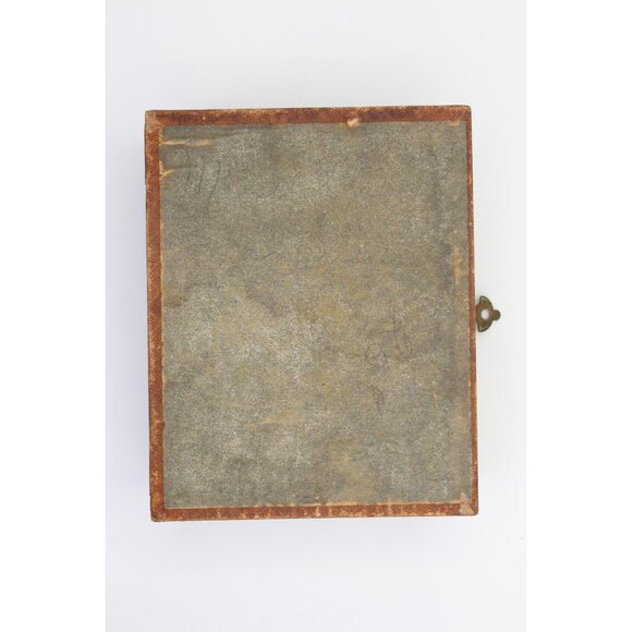 Antique Lithographed Trinket Box: Victorian Romantic Couple Scene, Late 1800s Ke - Picture 10 of 13